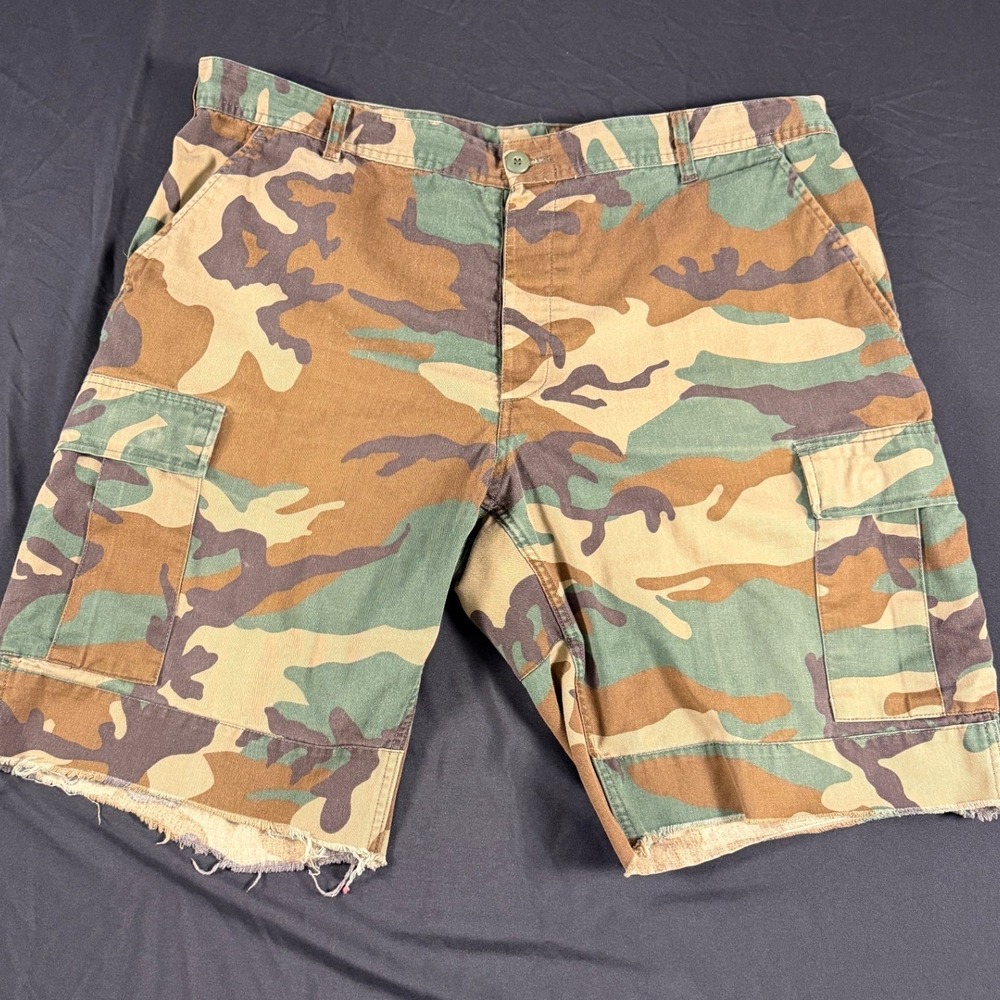 Vintage Woodland Camo Cargo Shorts Cut Off Raw Hem Mens 37 Adjustable Waist